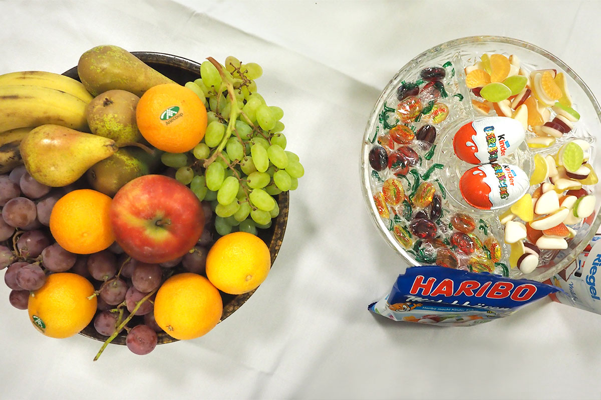 Johannispark Pflegezentrum Suhl: Schnitzel, Möhren & Co. 2017: Obst und Süßes (Foto: Manuela Hahnebach)