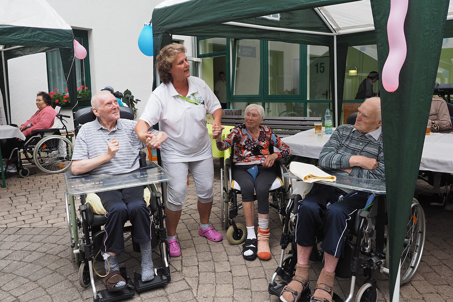 Johannispark Pflegezentrum Suhl: Parkfest 2017: Stimmung (Foto: Manuela Hahnebach)