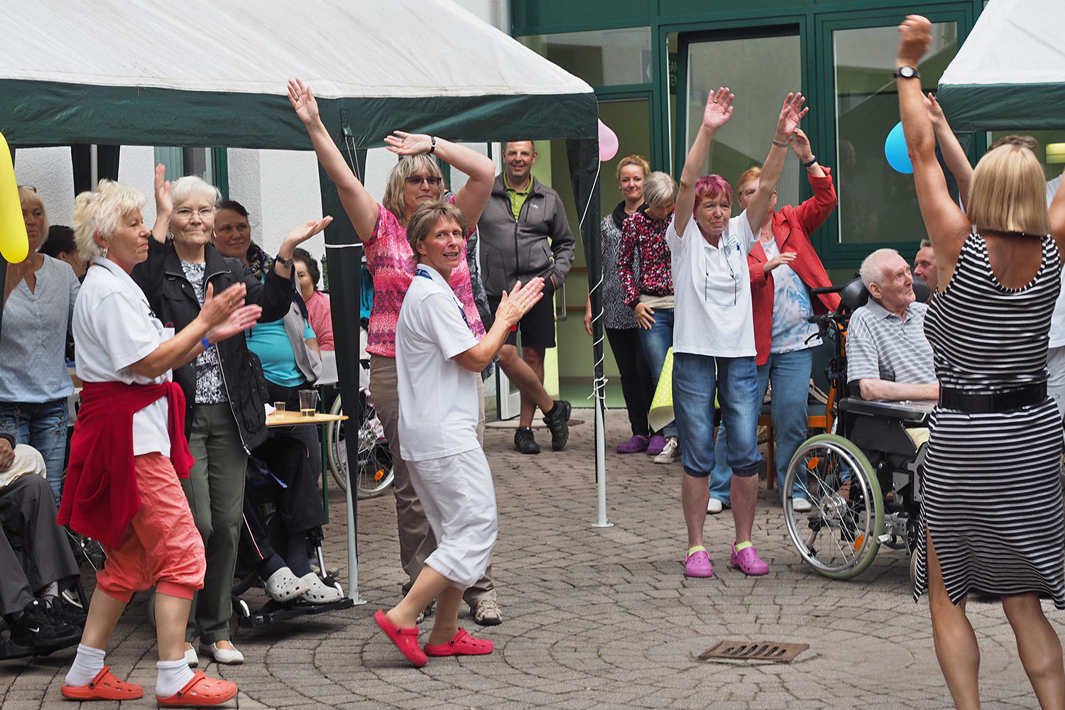 Johannispark Pflegezentrum Suhl: Parkfest 2017: Stimmung (Foto: Manuela Hahnebach)