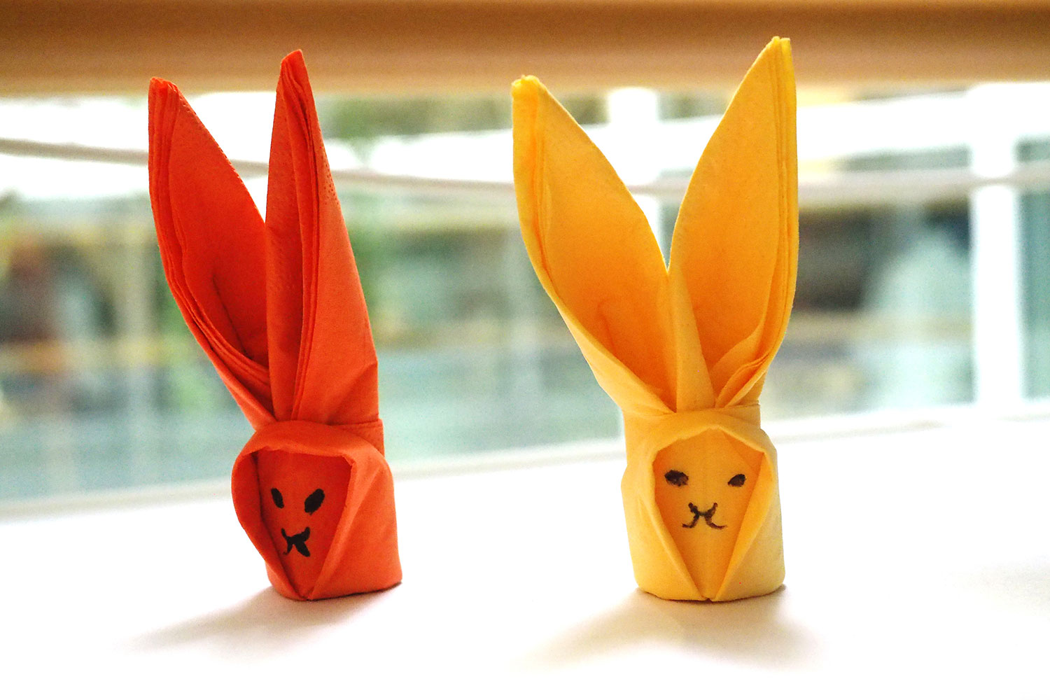 Johannispark Pflegezentrum Suhl: Frühlingsfest 2019: Tischdeko (Foto: Manuela Hahnebach)