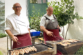 Johannispark Pflegezentrum Suhl: Parkfest 2019: Grill-Männer (Foto: Manuela Hahnebach)